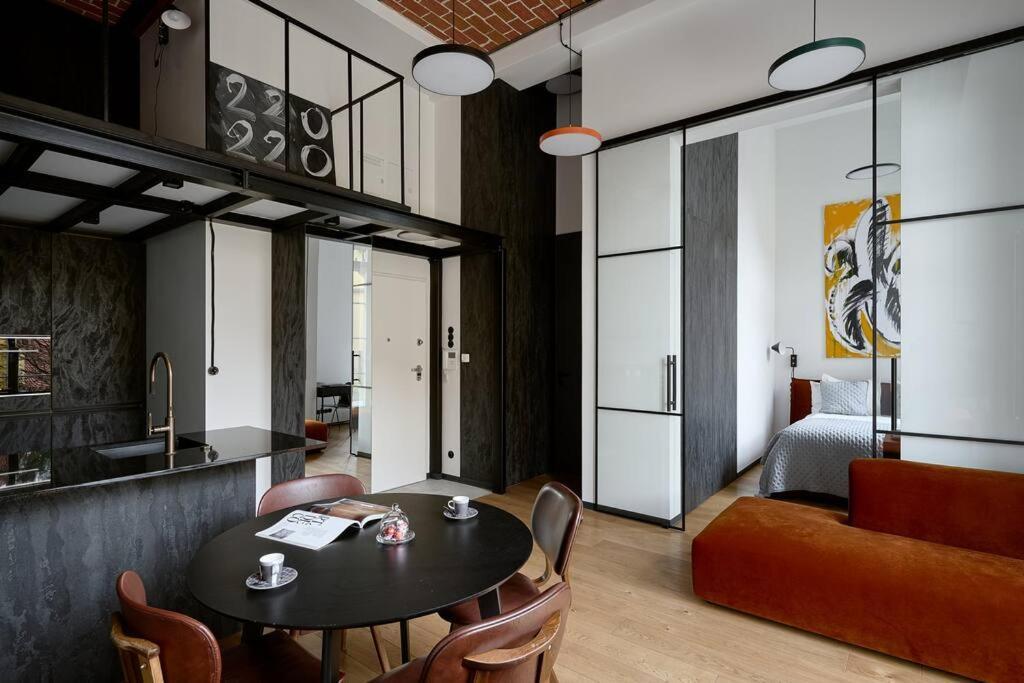 Loft Industrialny Przy Bulwarze Staromiejskim Lägenhet Wrocław Exteriör bild