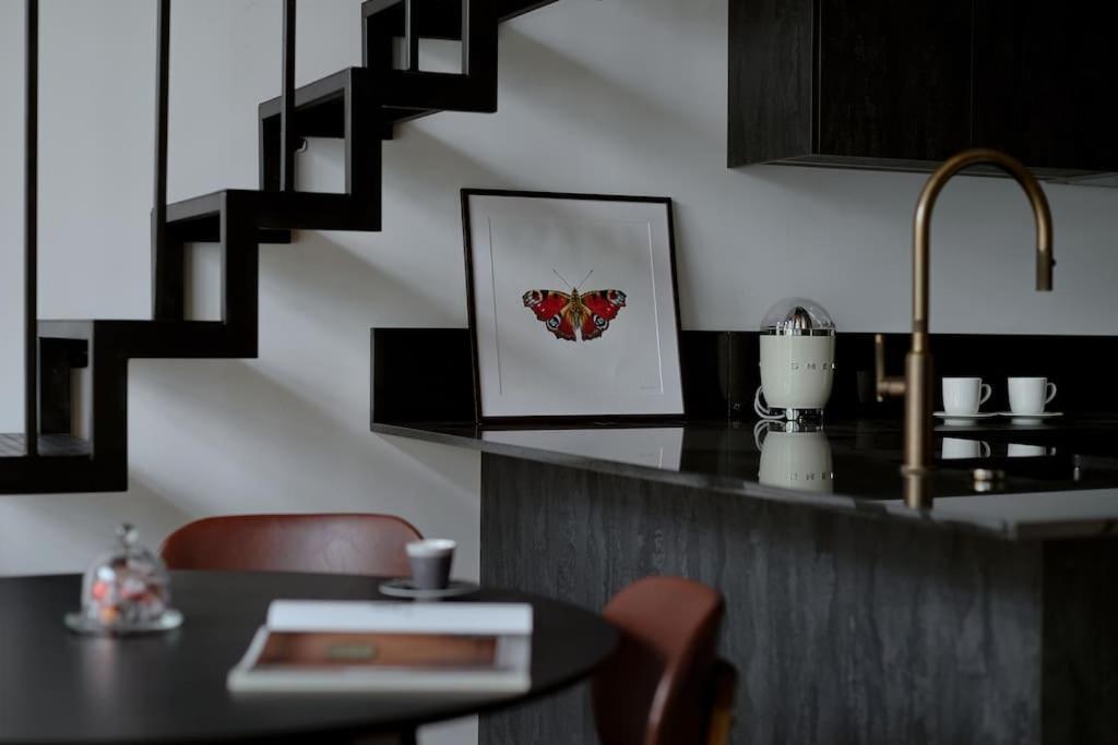 Loft Industrialny Przy Bulwarze Staromiejskim Lägenhet Wrocław Exteriör bild